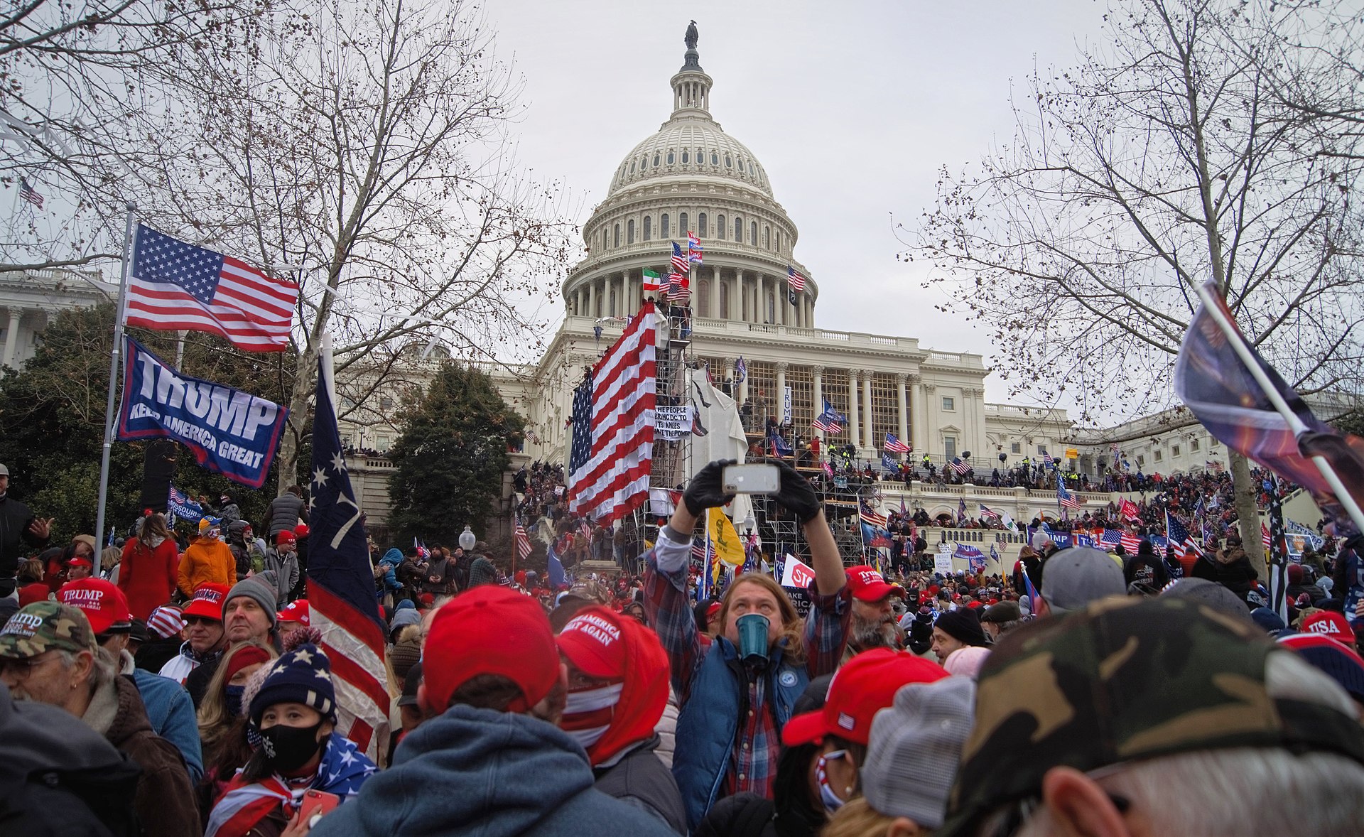 Trump supporters mob the capital on Janurary 6th, 2021